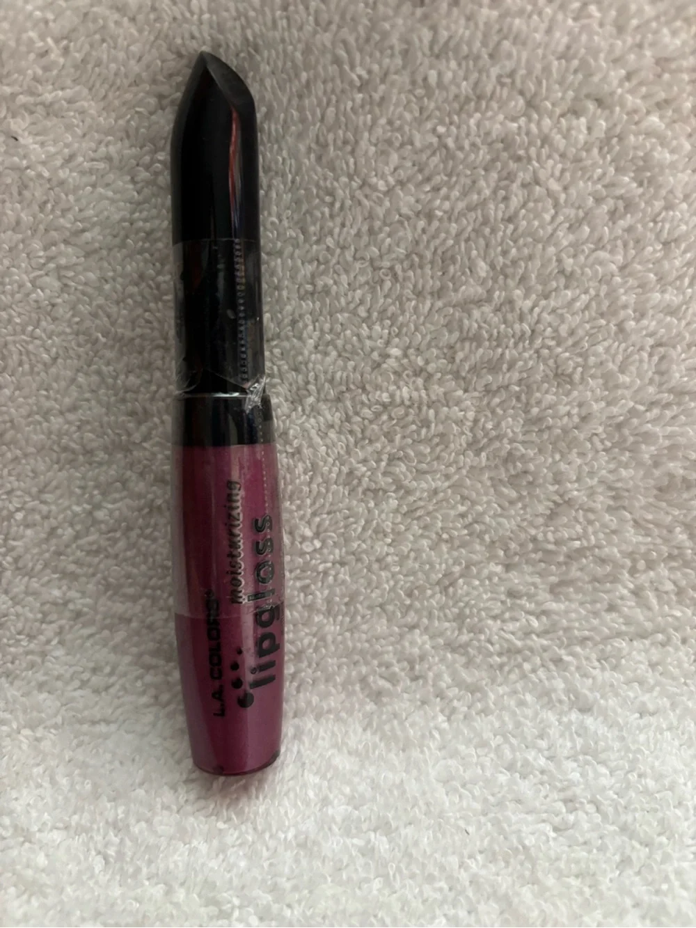 New LA colors moisturizing lip gloss shade orchid